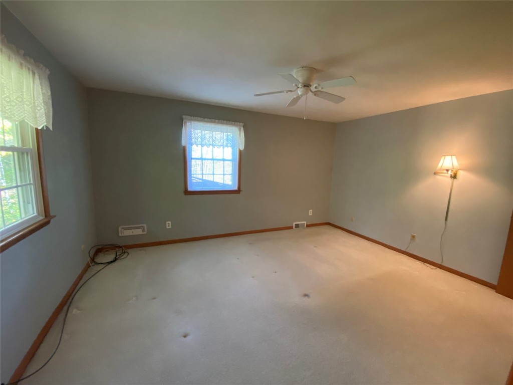 292 Ridgefield Road Endicott, NY 13760 - Photo 25 of 44 Gallery Image 25