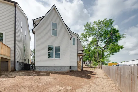 $575,000 | 3800 Syfert Lane, Nashville, TN 37211