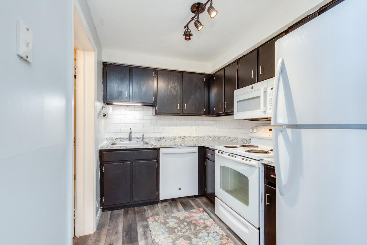 87 East Ridge Road Merrimack, NH 03054 - Photo 4 of 26