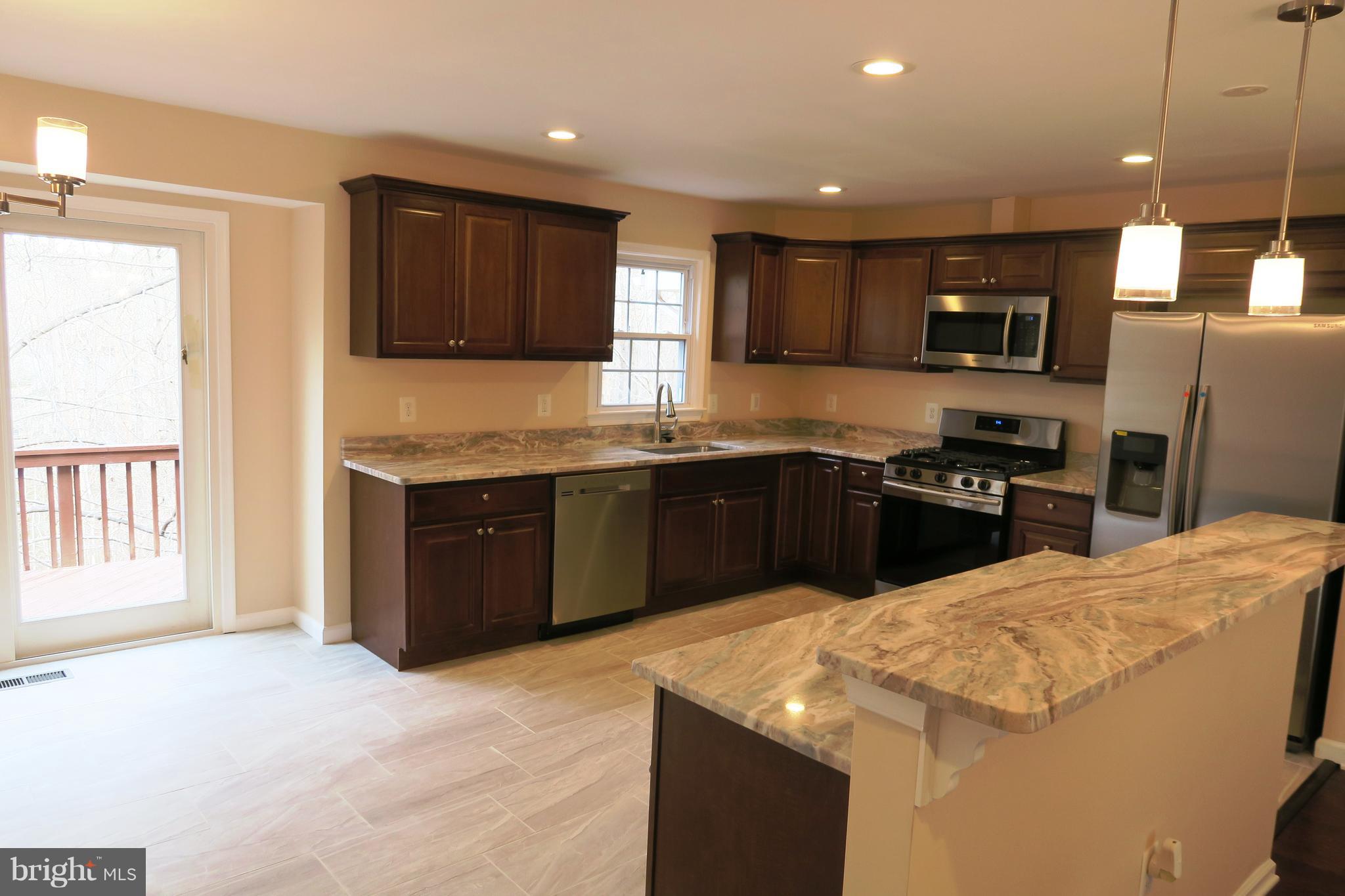7845 Painted Daisy Drive Springfield, VA 22152 - Photo 16 of 46