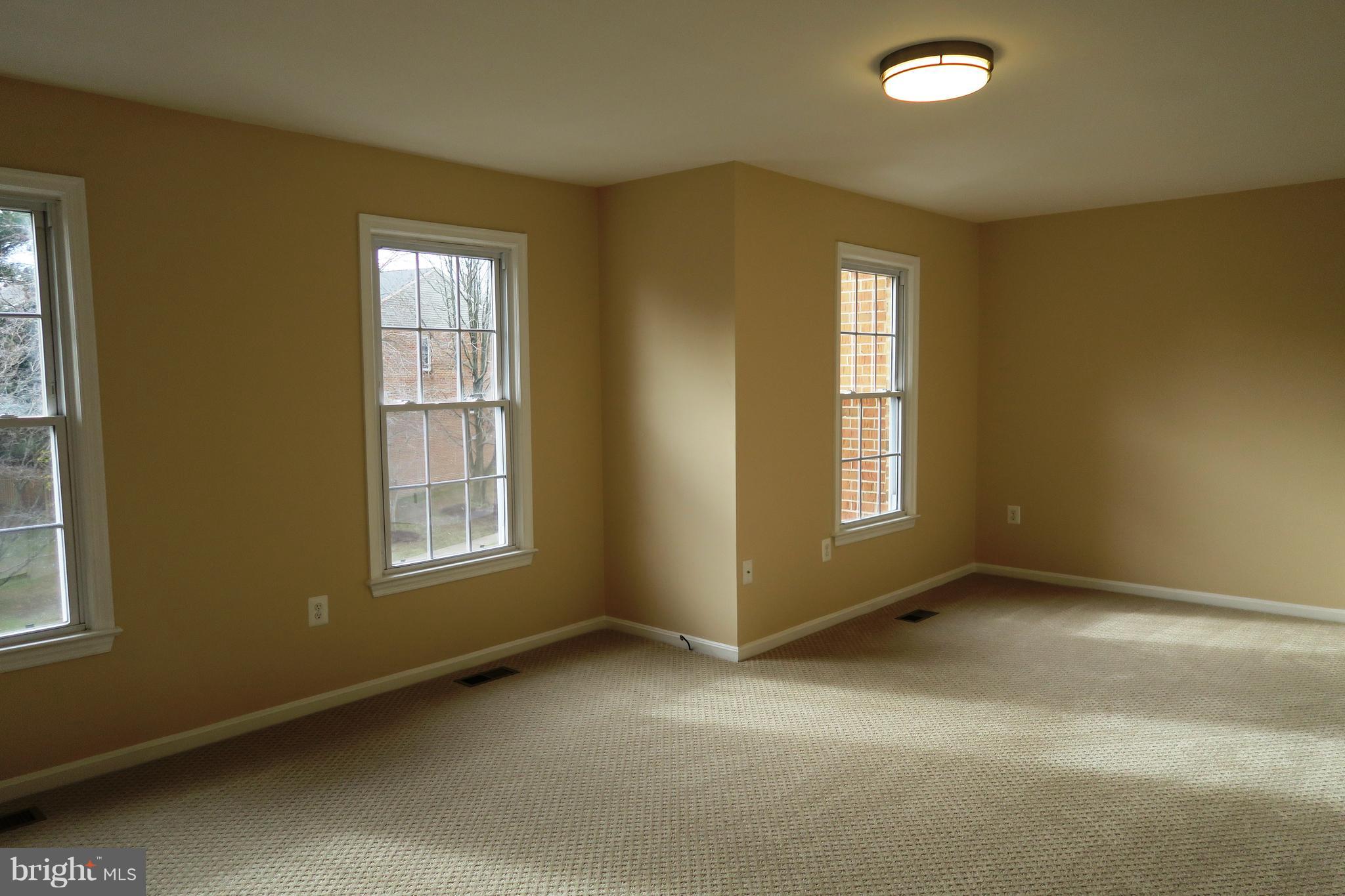 7845 Painted Daisy Drive Springfield, VA 22152 - Photo 20 of 46