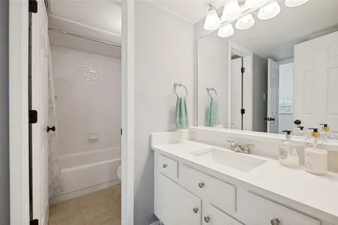$249,000 | 5757 Martel Avenue, Unit B01, Dallas, TX 75206