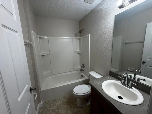 $1,700 | 12388 Northeast 48th Loop, Oxford, FL 34484