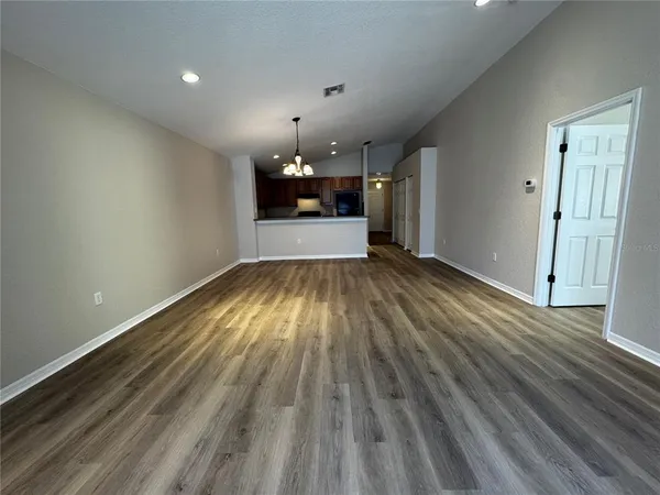 $1,700 | 12388 Northeast 48th Loop, Oxford, FL 34484
