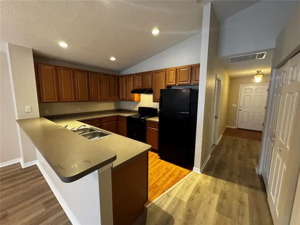 $1,700 | 12388 Northeast 48th Loop, Oxford, FL 34484