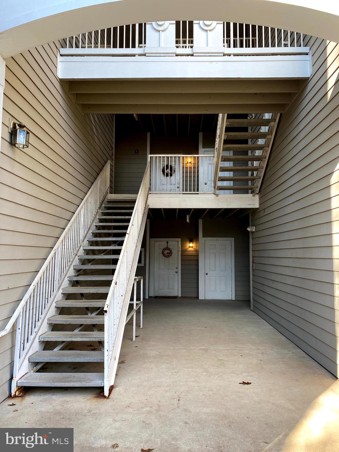 1700 Lake Shore Crest Drive, Unit 23 Reston, VA 20190 - Photo 5 of 39