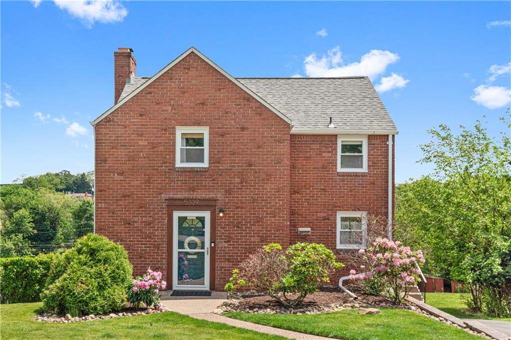 5339 Highgrove Road Pittsburgh, PA 15236 - Photo 1 of 32 Gallery Image 1