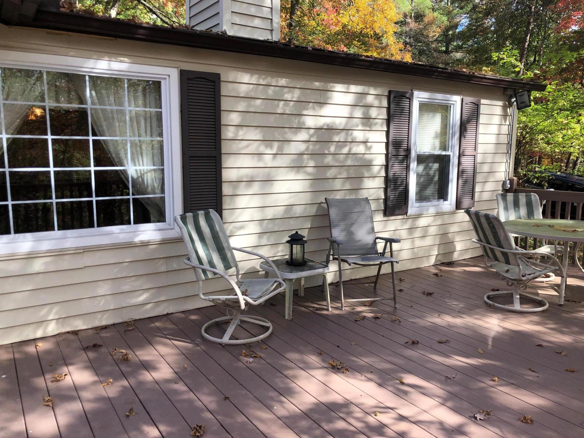 243 Rugby Road Crossville, TN 38558 - Photo 3 of 18 front deck