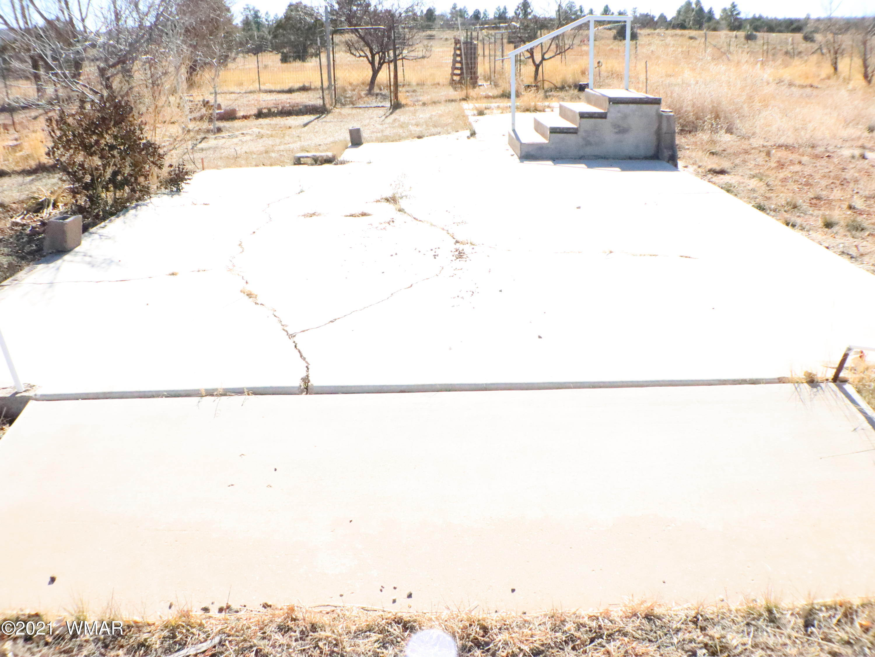 1021 Burton Road Show Low, AZ 85901 - Photo 26 of 27