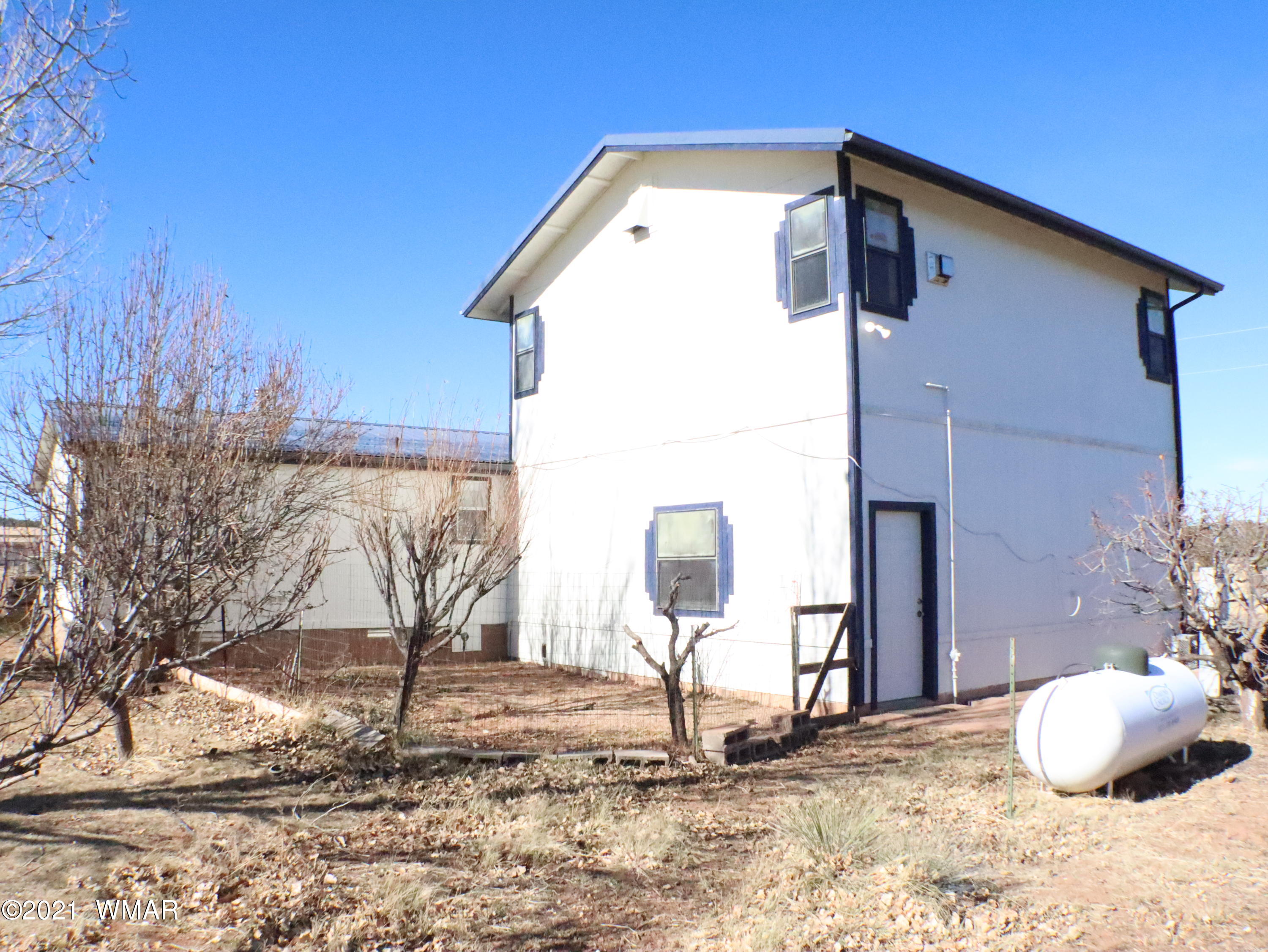 1021 Burton Road Show Low, AZ 85901 - Photo 4 of 27