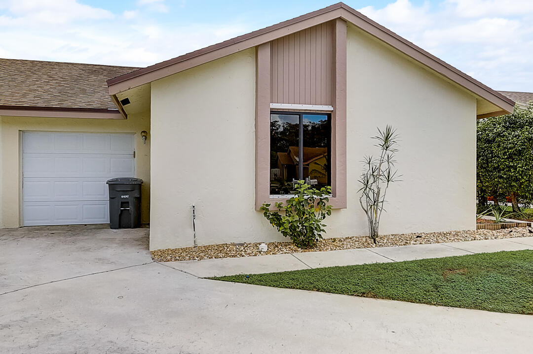 9624 Golf State Park Way Boca Raton, FL 33428 - Photo 1 of 25 listing_0