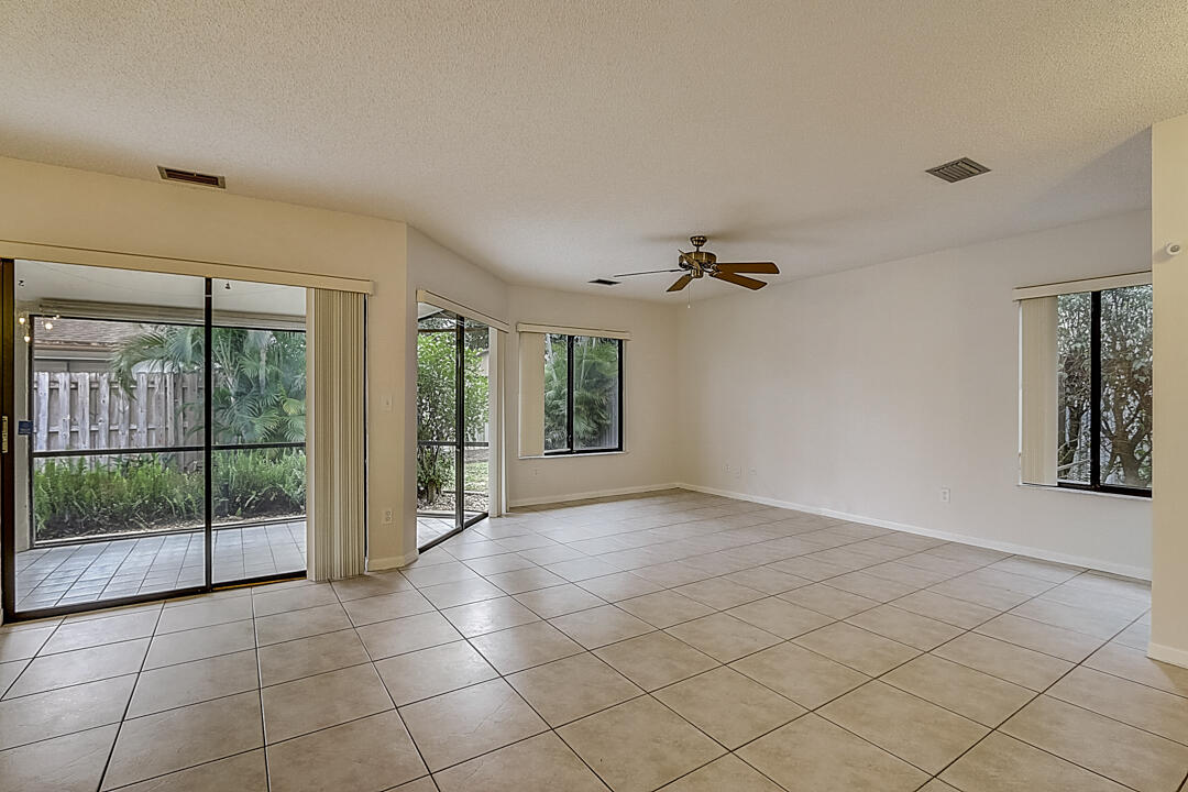 9624 Golf State Park Way Boca Raton, FL 33428 - Photo 5 of 25 listing_5