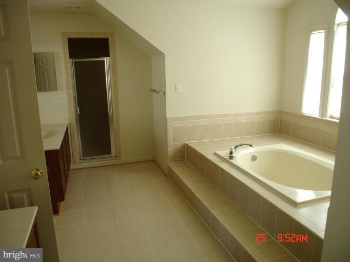 178 Rudder Road Shepherdstown, WV 25443 - Photo 2 of 5 master bath
