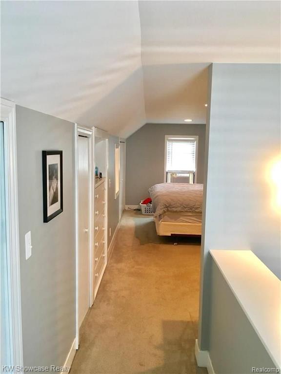 984 Cambridge Road Berkley, MI 48072 - Photo 29 of 33