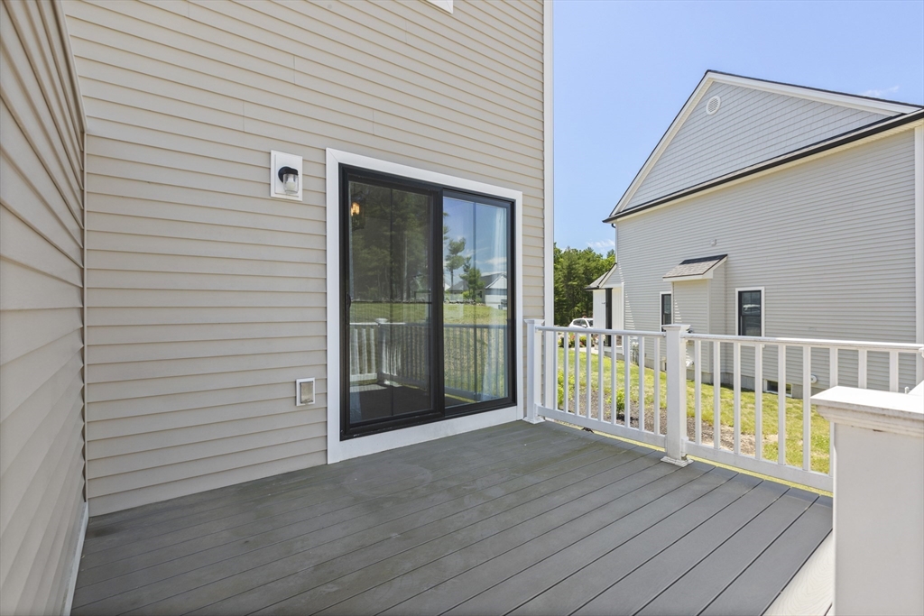 27 Compass Point Drive, Unit 27 Douglas, MA 01516 - Photo 13 of 33