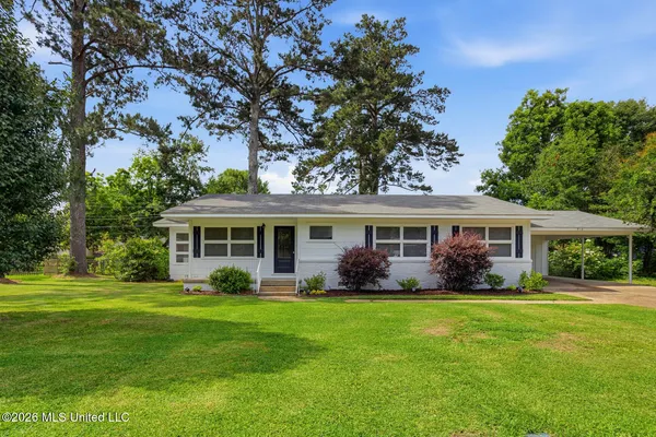 $210,000 | 912 Lee Avenue, Crystal Springs, MS 39059