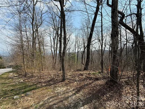 $199,000 | 108 Fawncrest Court, Unit 51R, Flat Rock, NC 28731