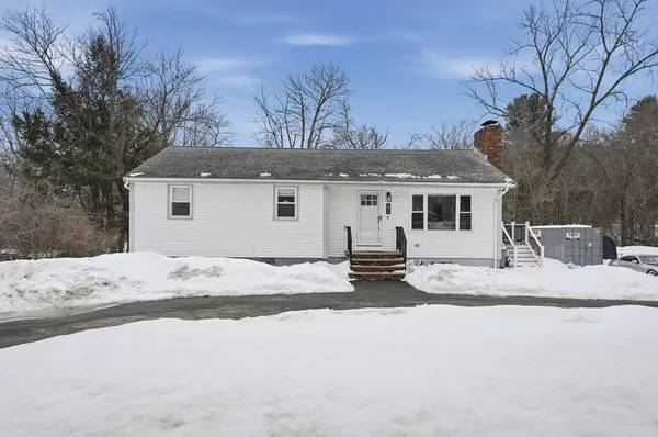 $780,000 | 82 Water Street, Saugus, MA 01906