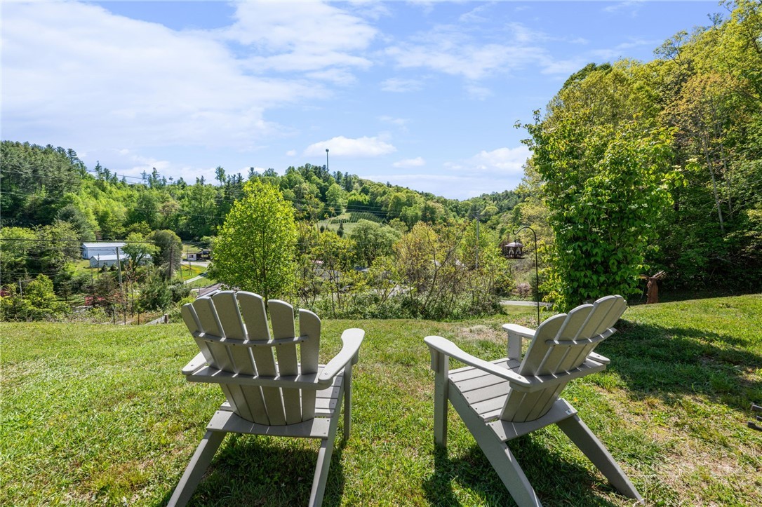 190 Benfield Road Crossnore, NC 28657 - Photo 44 of 50
