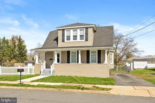 $399,900 | 274 McAdoo Avenue, Hamilton, NJ 08619