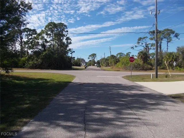$20,000 | 147 Yellow Pine Drive, Rotonda West, FL 33947