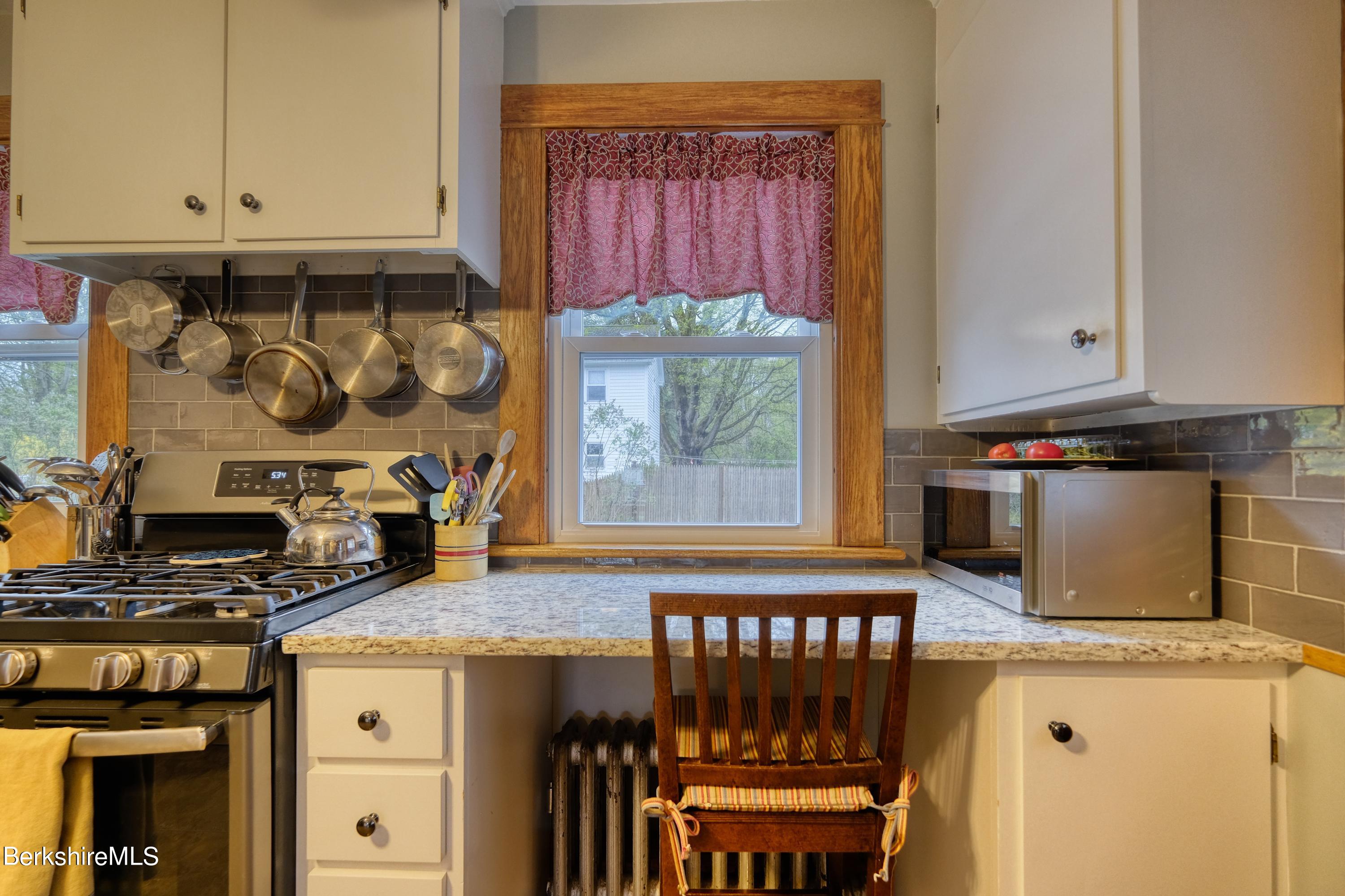 650 Holmes Road Pittsfield, MA 01201 - Photo 11 of 48 DSCF6322