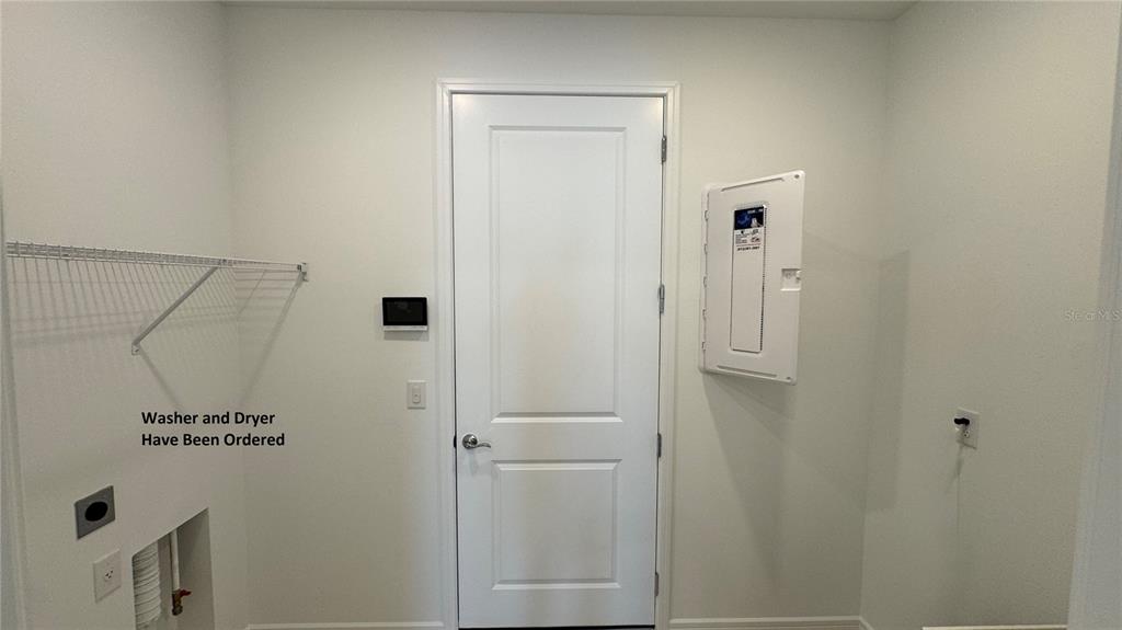 9408 Coastline Way Palmetto, FL 34221 - Photo 24 of 41 a bathroom with a shower