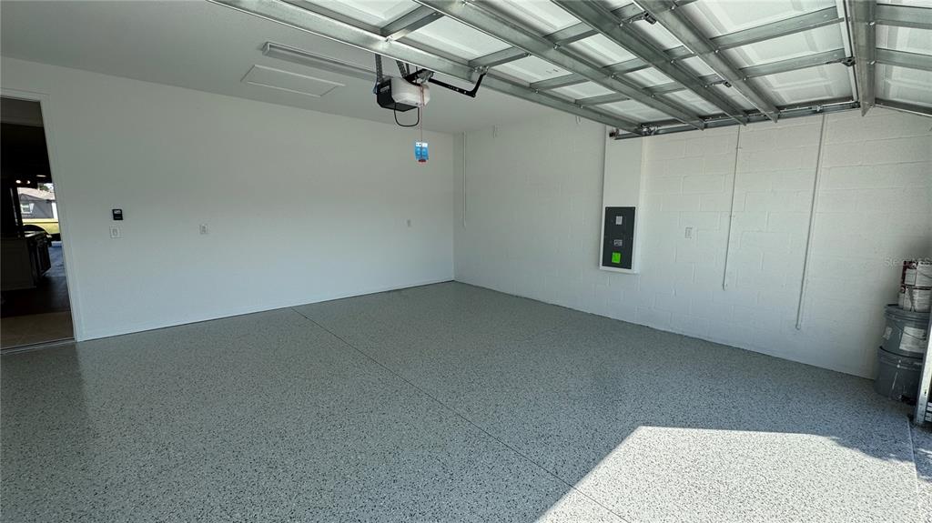 9408 Coastline Way Palmetto, FL 34221 - Photo 25 of 41 an empty room with a empty space