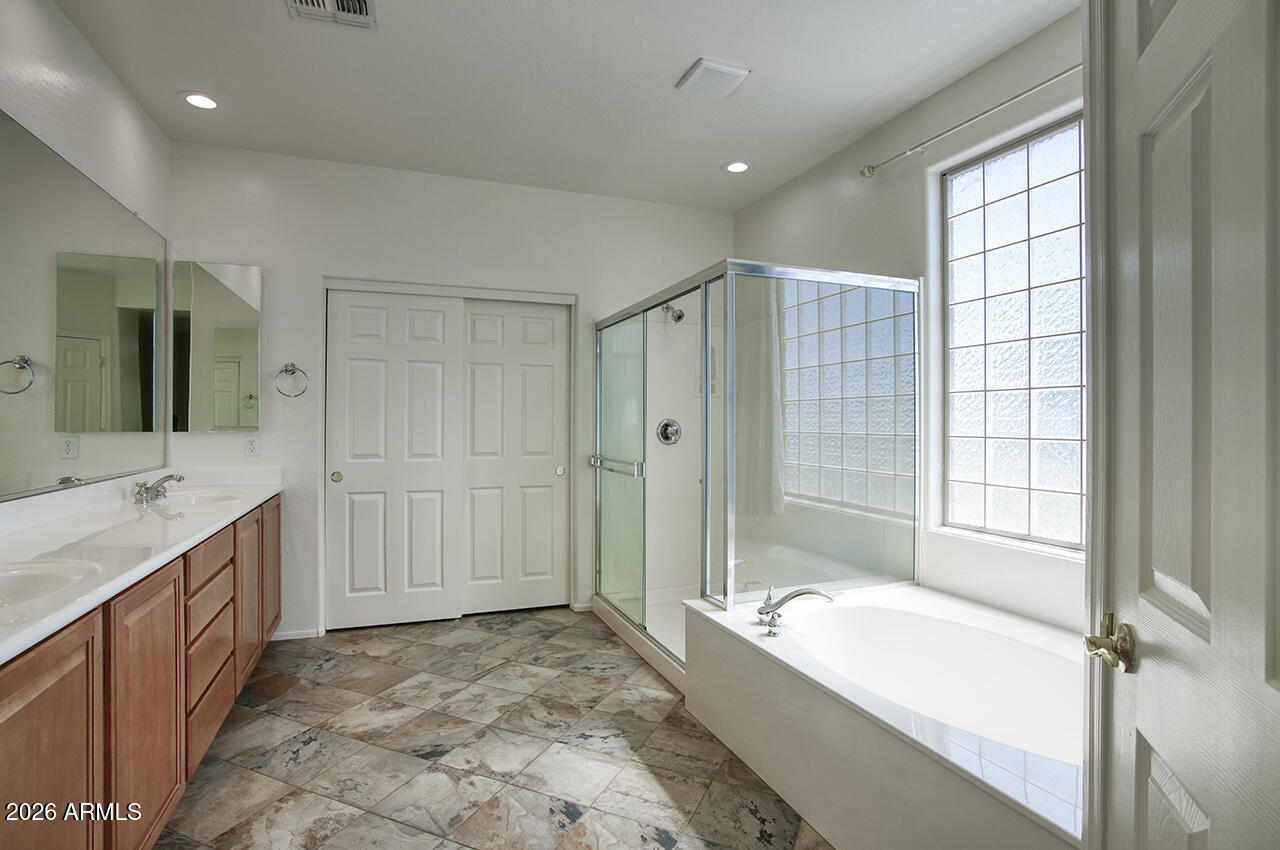 2982 East Boston Street Gilbert, AZ 85295 - Photo 12 of 24 boston_17