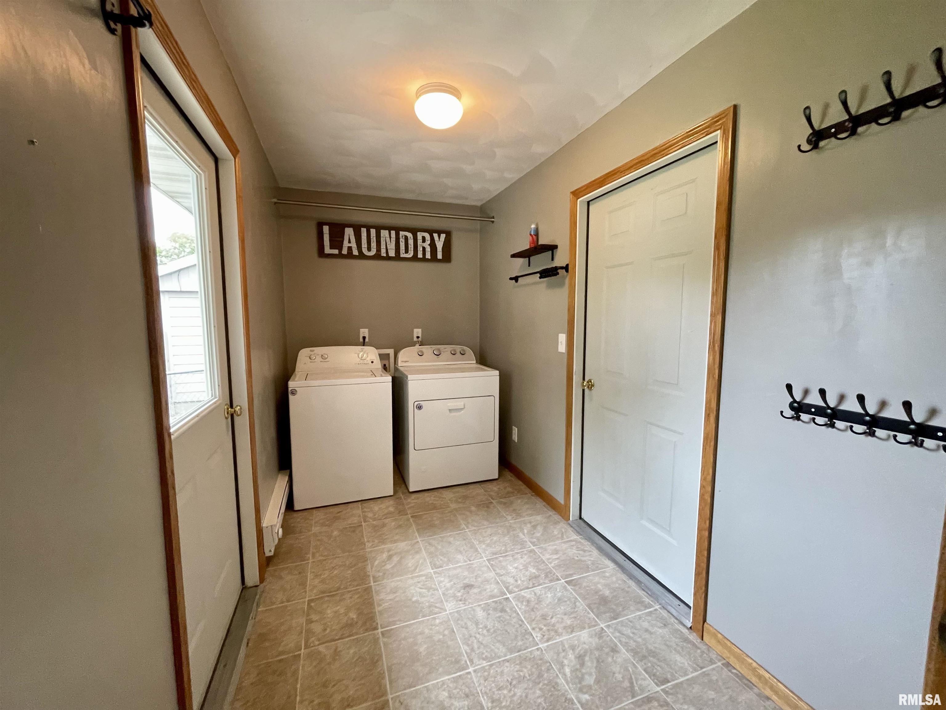 1507 Rutledge Drive Lincoln, IL 62656 - Photo 9 of 13 Gallery Image 9