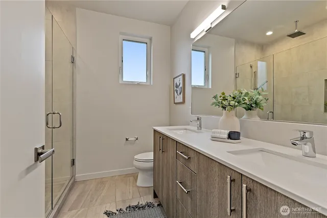 $565,000 | 4100 37th Avenue South, Seattle, WA 98118