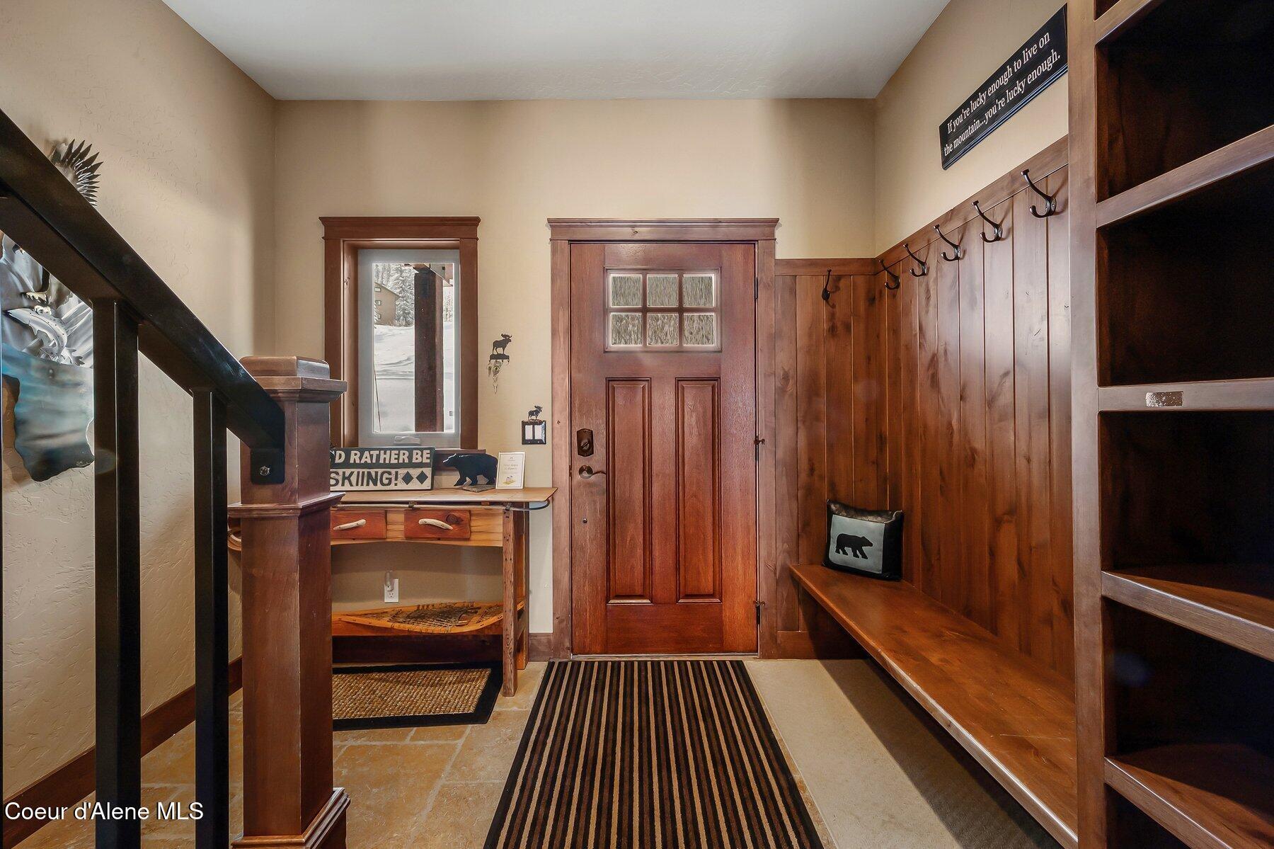 153 Chutes Lane Sandpoint, ID 83864 - Photo 2 of 40 --4.jpg-SMALL