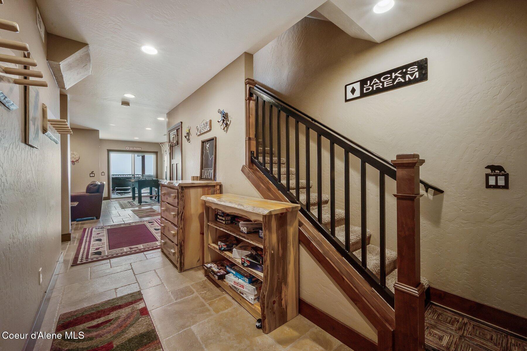 153 Chutes Lane Sandpoint, ID 83864 - Photo 24 of 40 --26.jpg-SMALL