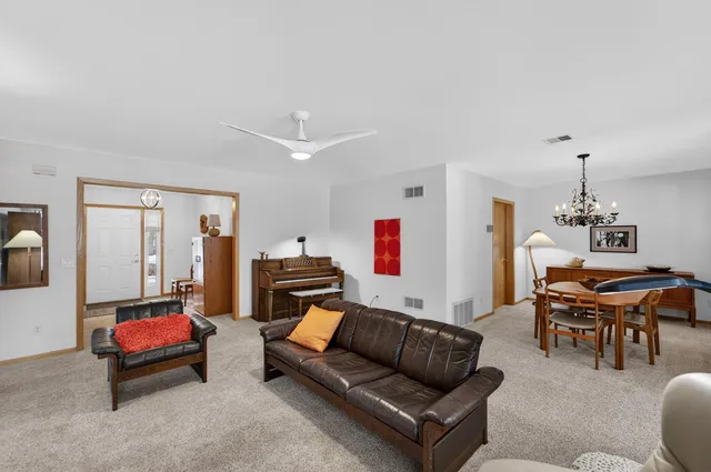 $399,900 | 7214 Saukdale Drive, Madison, WI 53717