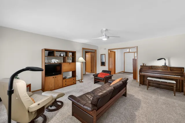 $399,900 | 7214 Saukdale Drive, Madison, WI 53717