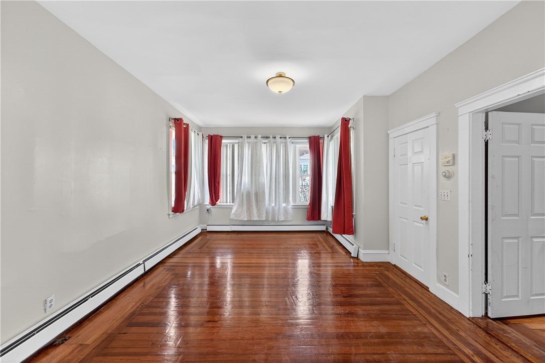 33 Prudence Avenue Providence, RI 02909 - Photo 7 of 17