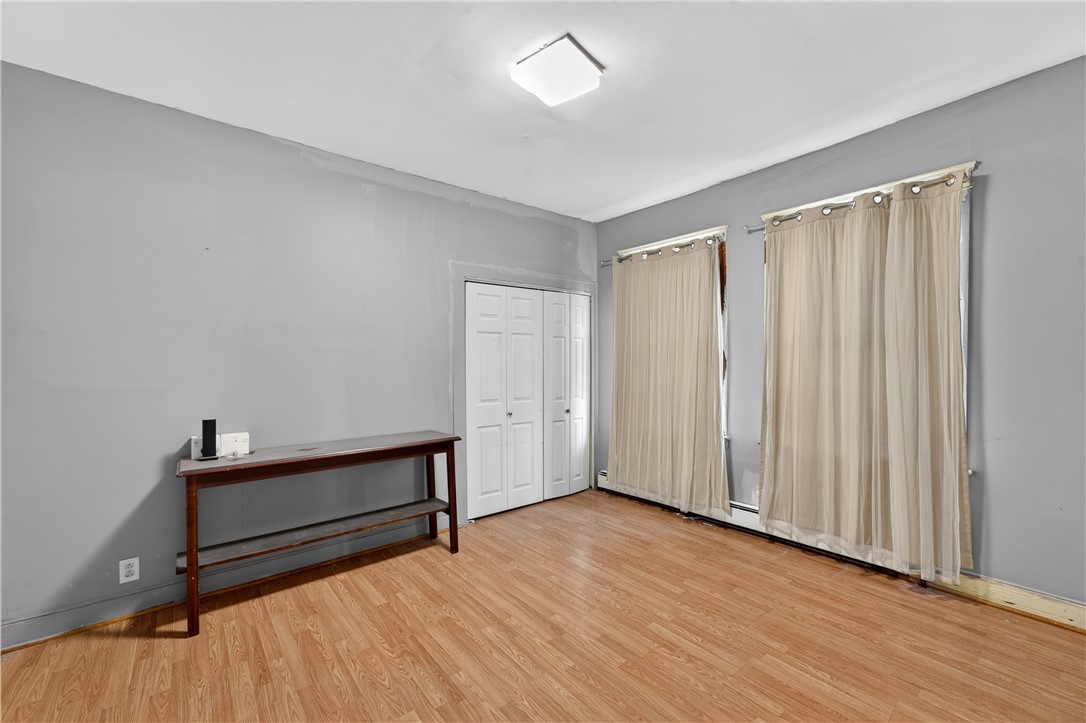 33 Prudence Avenue Providence, RI 02909 - Photo 8 of 17