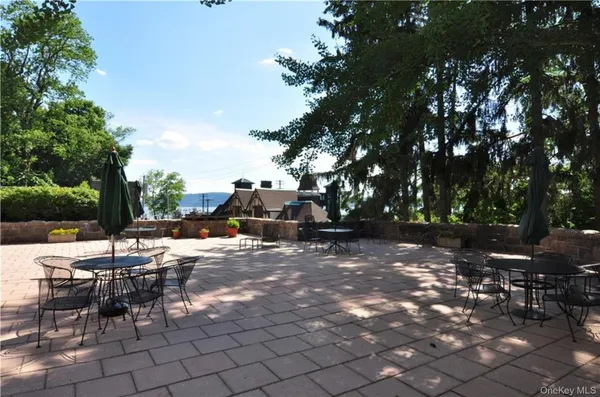 $950,000 | 100 Ardsley Avenue West, Unit 5G, Irvington, NY 10533