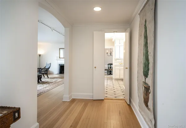 $950,000 | 100 Ardsley Avenue West, Unit 5G, Irvington, NY 10533