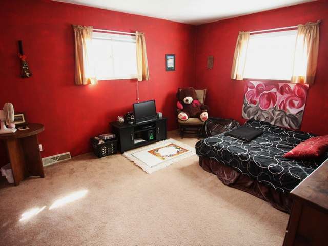 N11974 Woodford Road Rhinelander, WI 54501 - Photo 6 of 19 Gallery Image 6
