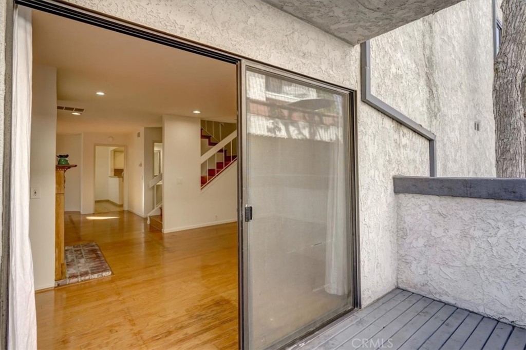 1333 Valley View Road, Unit 18 Glendale, CA 91202 - Photo 15 of 52 a bathroom with a glass shower door