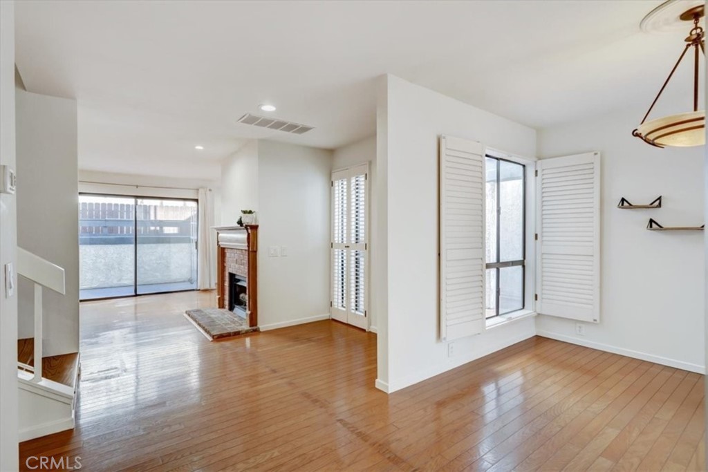 1333 Valley View Road, Unit 18 Glendale, CA 91202 - Photo 30 of 52