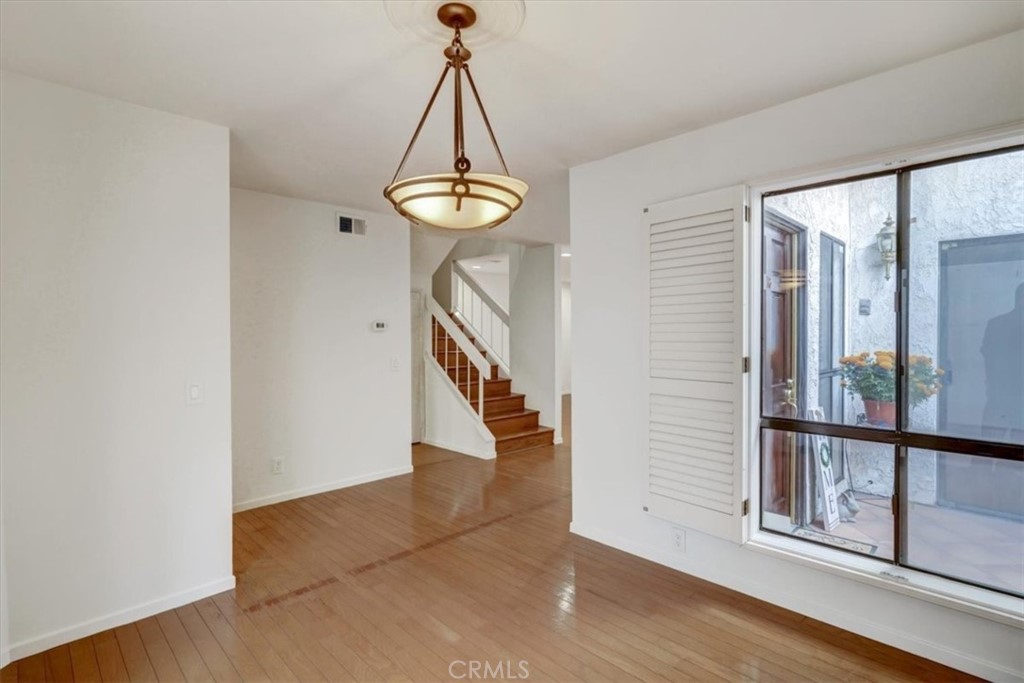 1333 Valley View Road, Unit 18 Glendale, CA 91202 - Photo 33 of 52 a view of a hallway with entryway