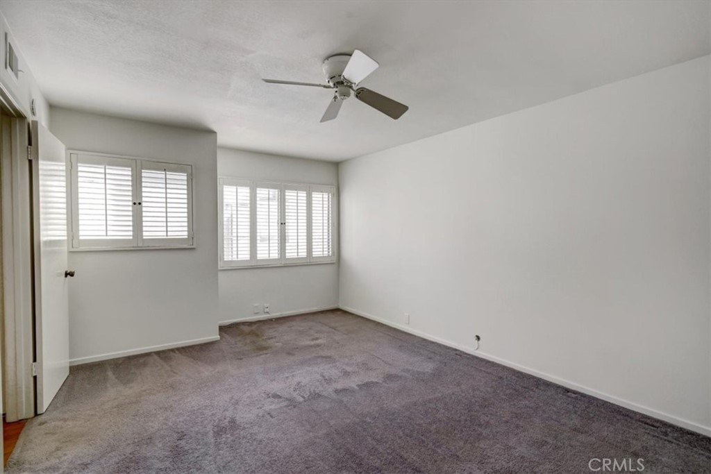 1333 Valley View Road, Unit 18 Glendale, CA 91202 - Photo 34 of 52 a view of an empty room with a window