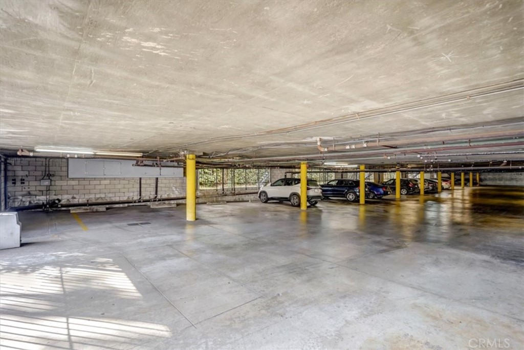 1333 Valley View Road, Unit 18 Glendale, CA 91202 - Photo 46 of 52 a view of pool patio and mountain view