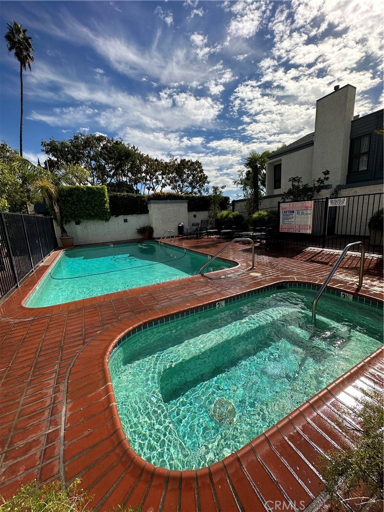 1333 Valley View Road, Unit 18 Glendale, CA 91202 - Photo 50 of 52 a view of a backyard with sitting area