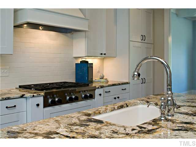 8518 Wynhurst Court Raleigh, NC 27613 - Photo 18 of 24 Kitchen