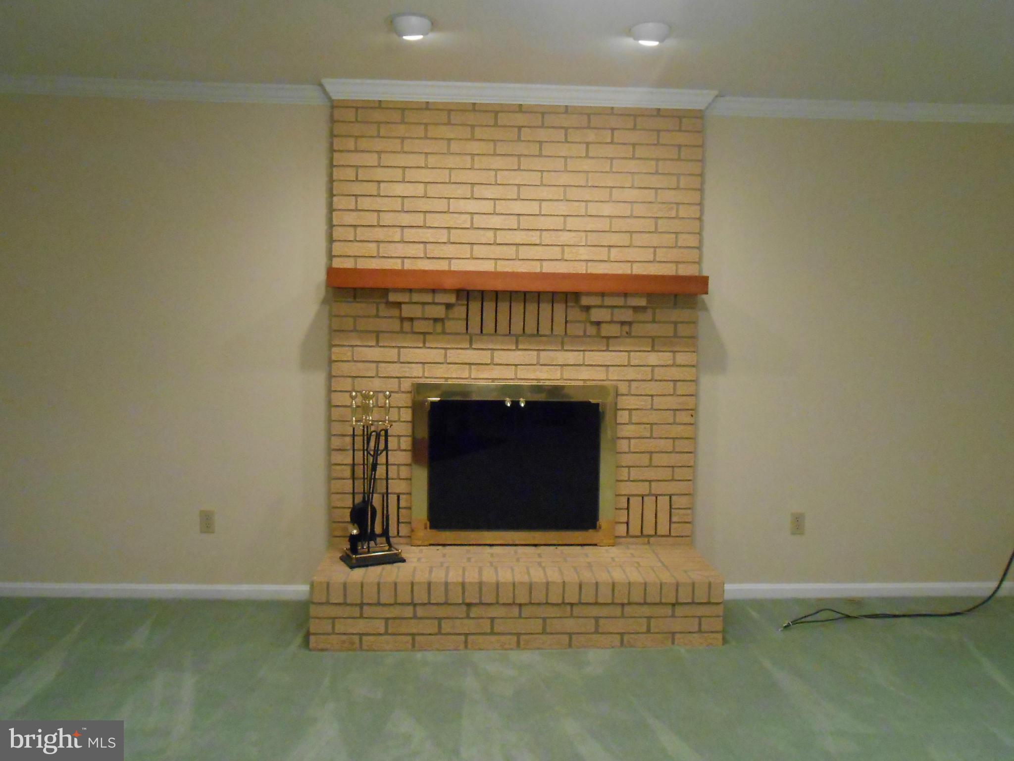 9735 Clemsonville Road Union Bridge, MD 21791 - Photo 12 of 28 Family Room