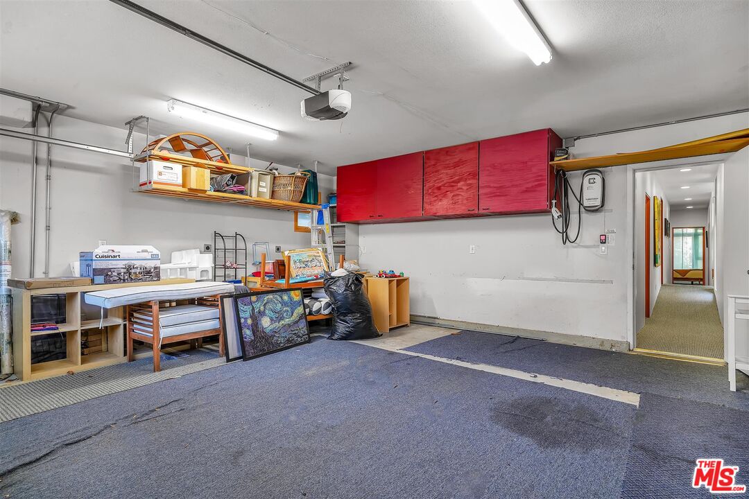 2419 Ocean Avenue Venice, CA 90291 - Photo 38 of 41 a view of a storage & utility room