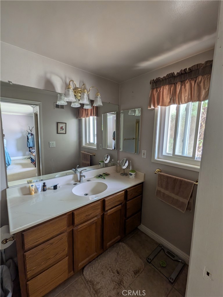 15739 Lone Ridge Place La Mirada, CA 90638 - Photo 24 of 39 Master Bathroom